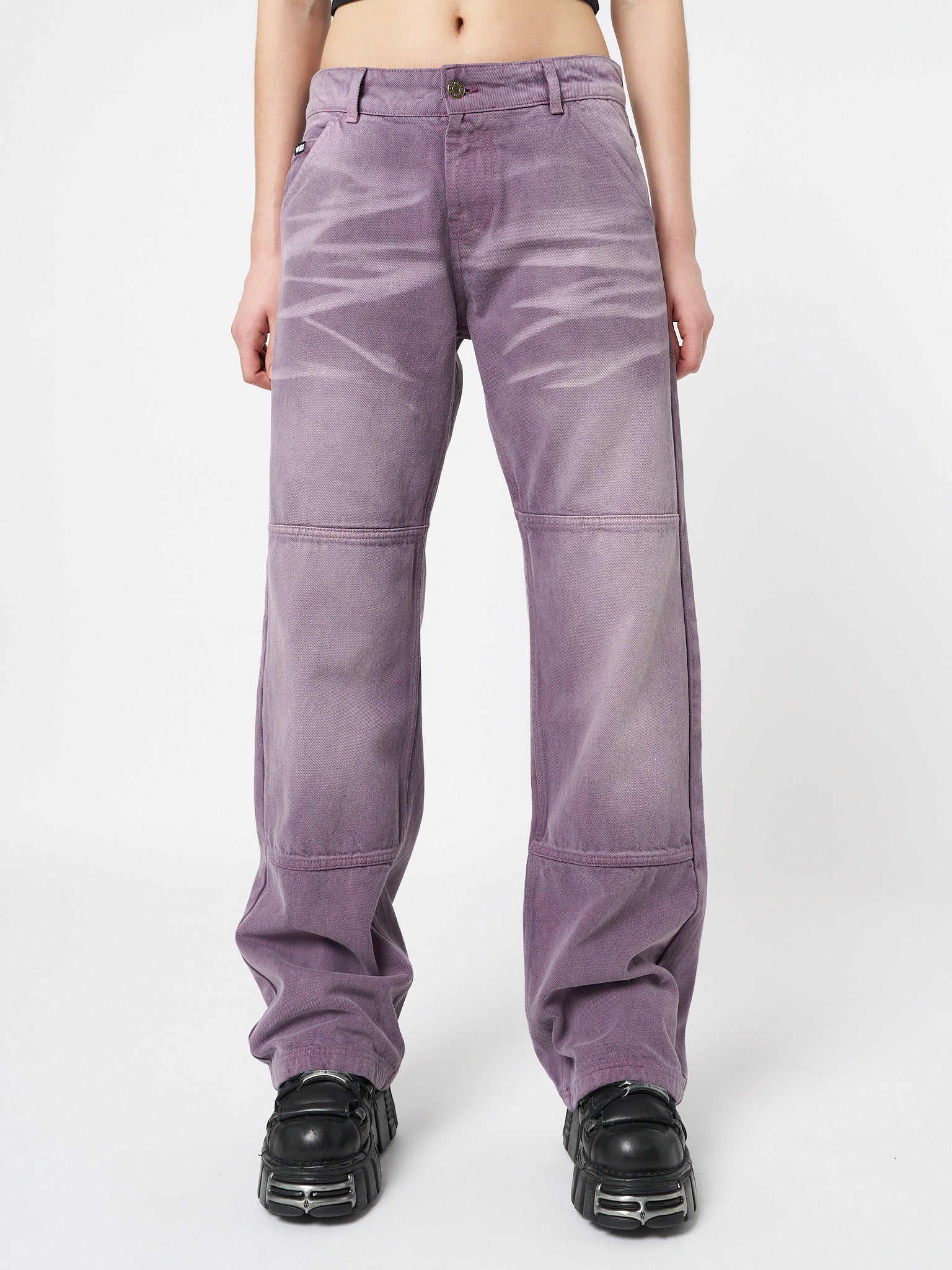 http://www.mingalondon.com/cdn/shop/products/minga-london-cora-washed-mauve-straight-jeans-2.jpg?v=1674219307