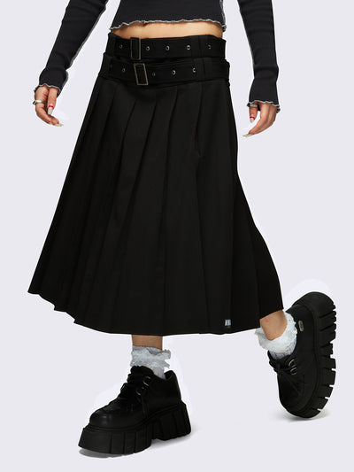 Pleated midi skirt in black