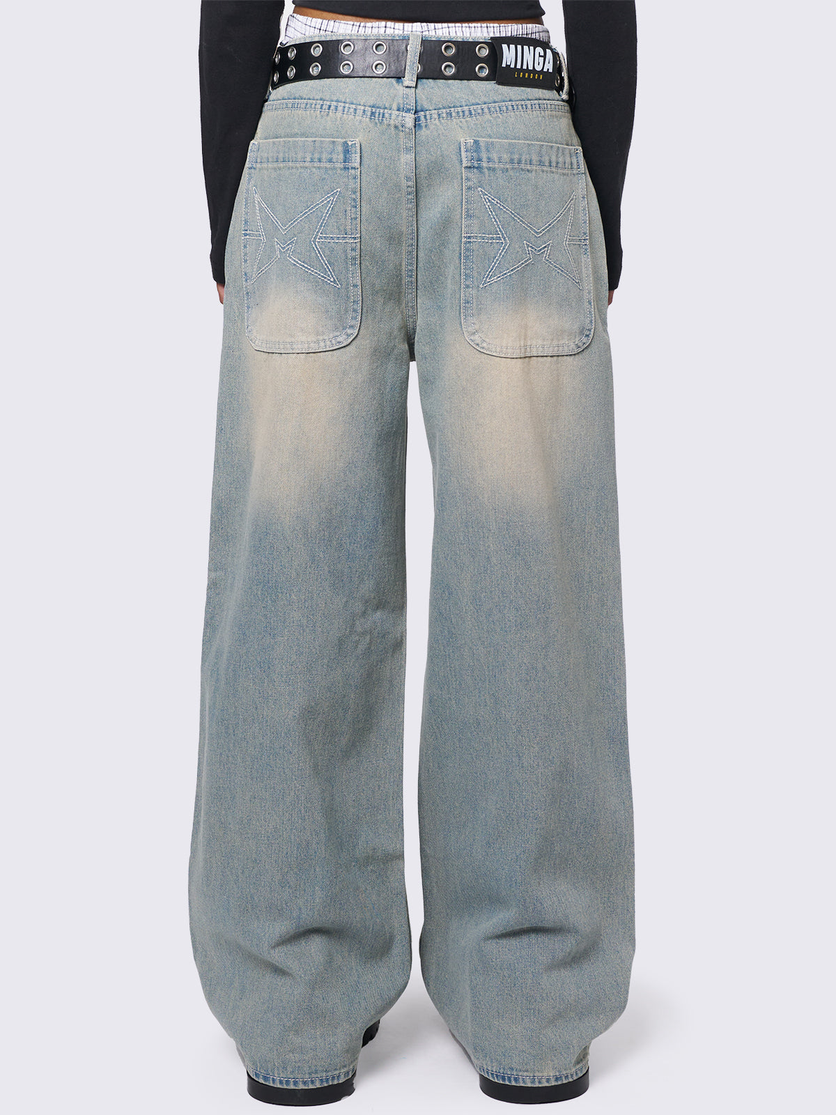 Baggy wide leg jeans in washed light blue with bege overdye wash