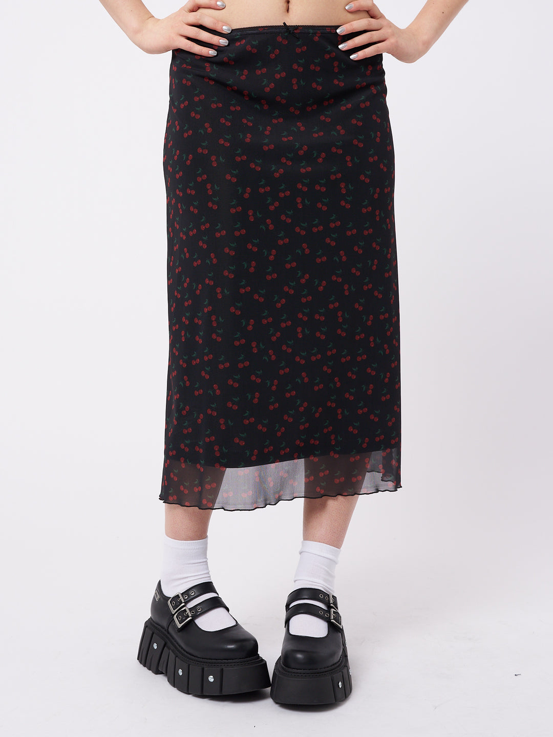 Black midi skirt 90 best sale